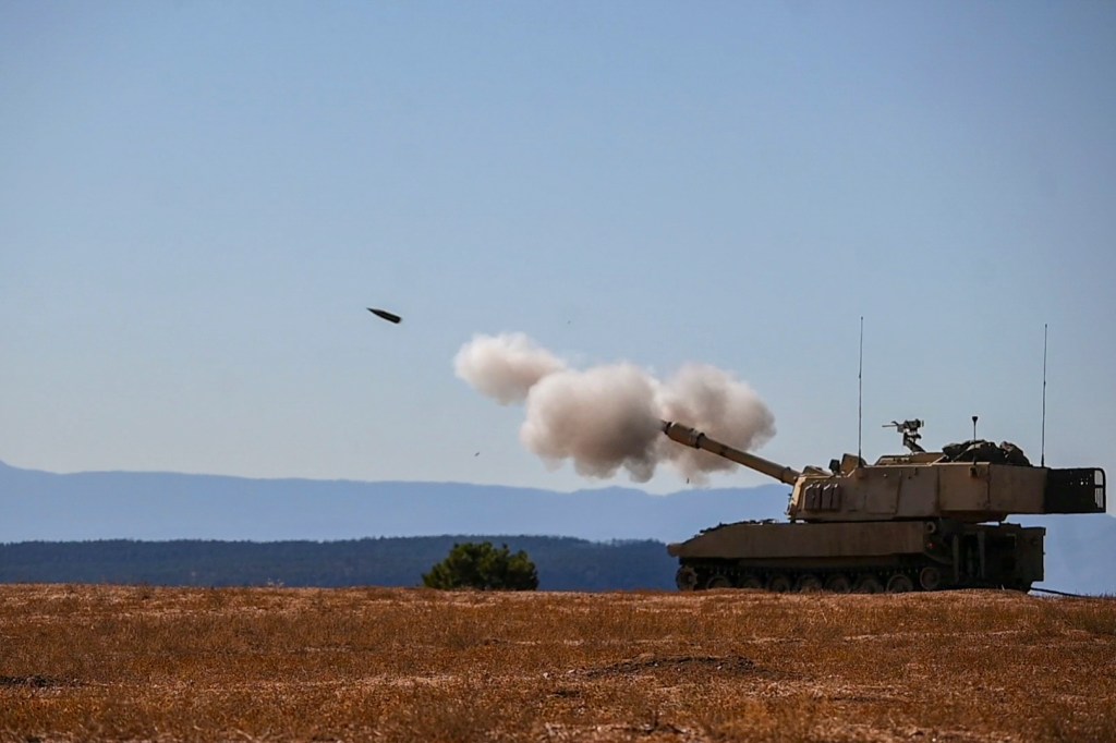 US Army tests mobile communications gear for armored units