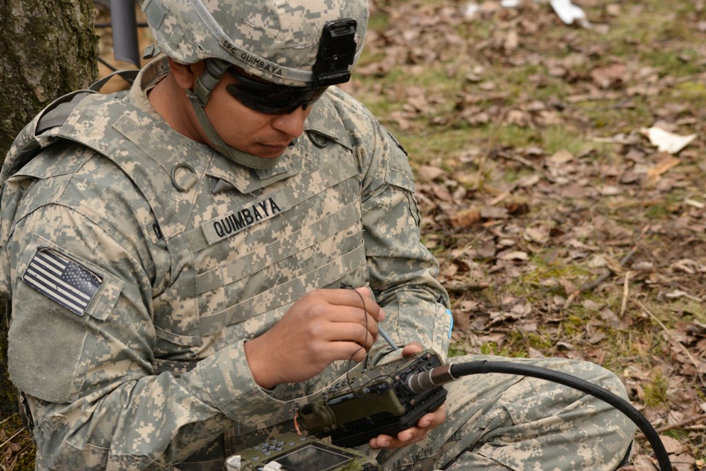 Defense lawmakers say FCC didn’t read classified Ligado briefing from Pentagon