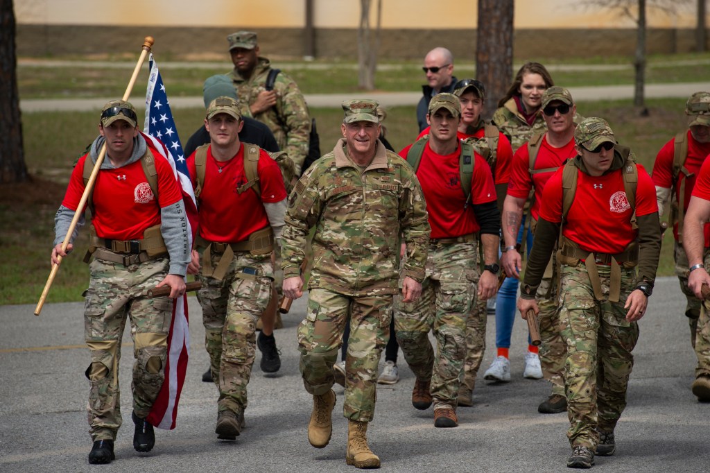 Chief helps special tactics airmen wrap up 830-mile march to honor their fallen