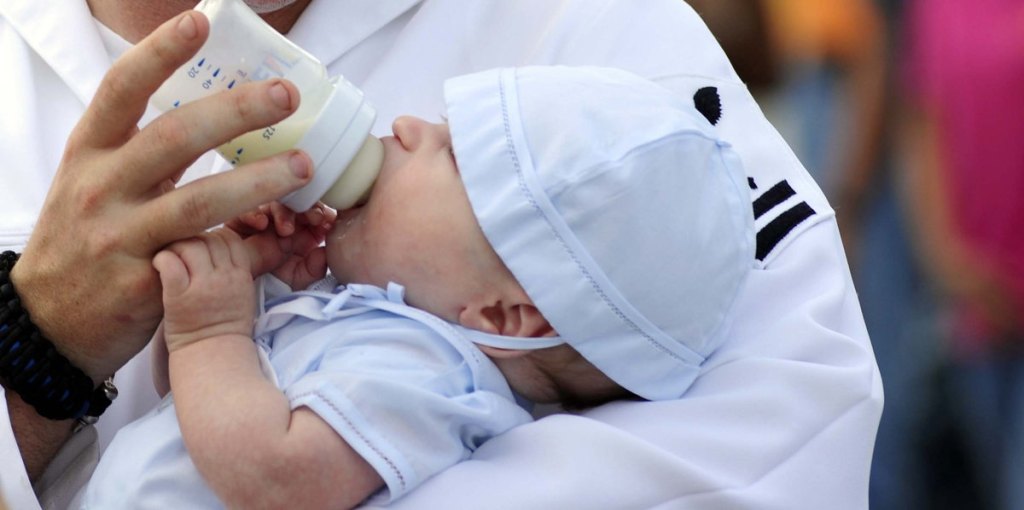 Paternity leave for sailors could soon double, Navy says