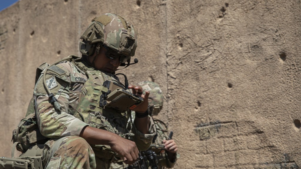 Army debuts data operations center to serve as information hub