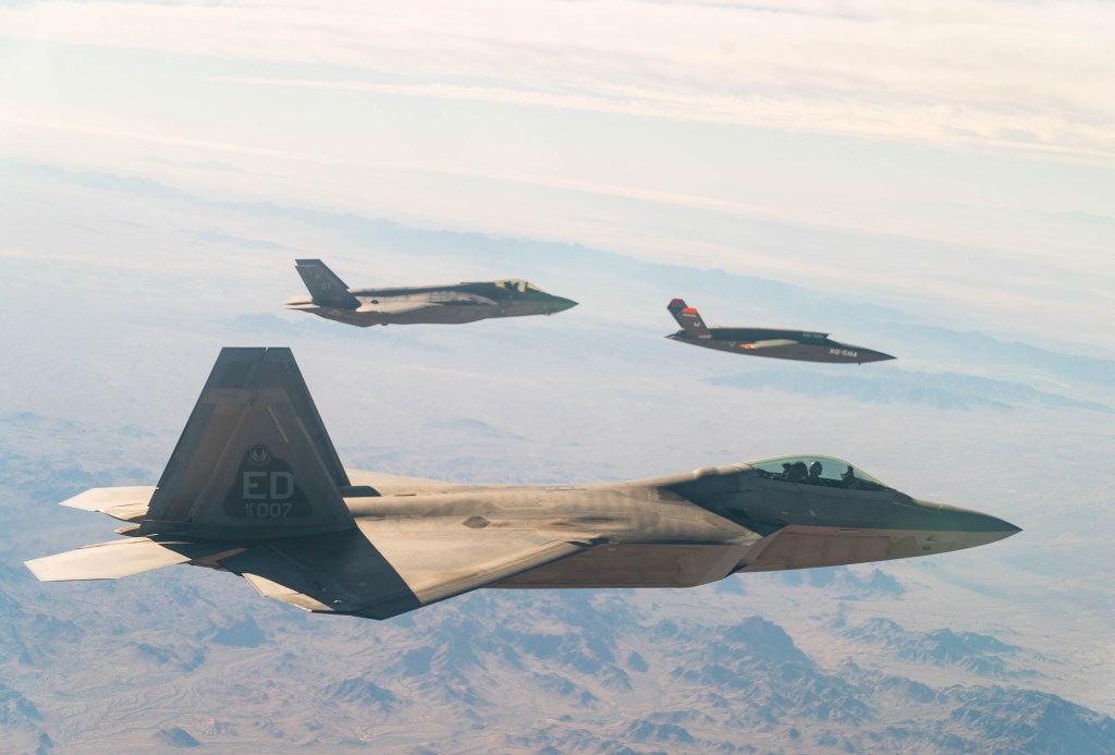 US Air Force’s newest refueling tanker to get gear allowing F-35 and F-22 to share data