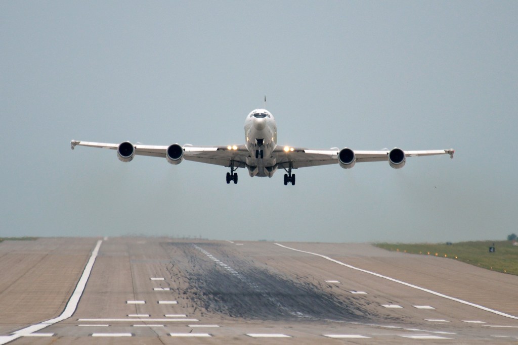 Lockheed, Rockwell to develop airborne C2 system for launching ICBMs