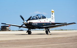 T-6 training jet makes emergency landing at Joint Base San Antonio