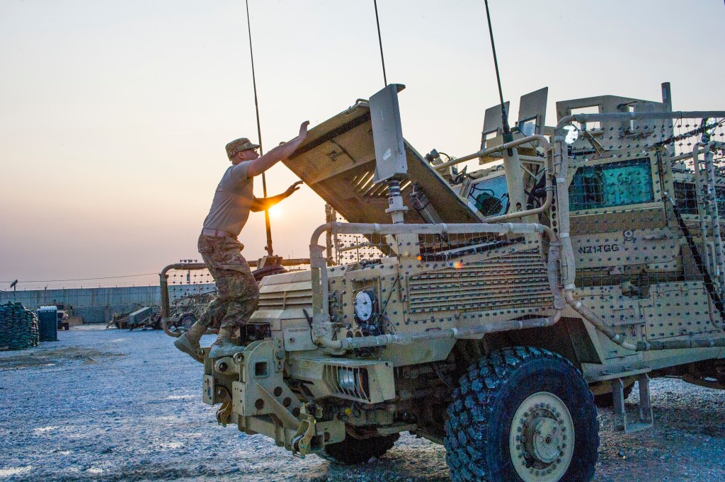 Troops who deployed seem to have lower risk of cancer death: study
