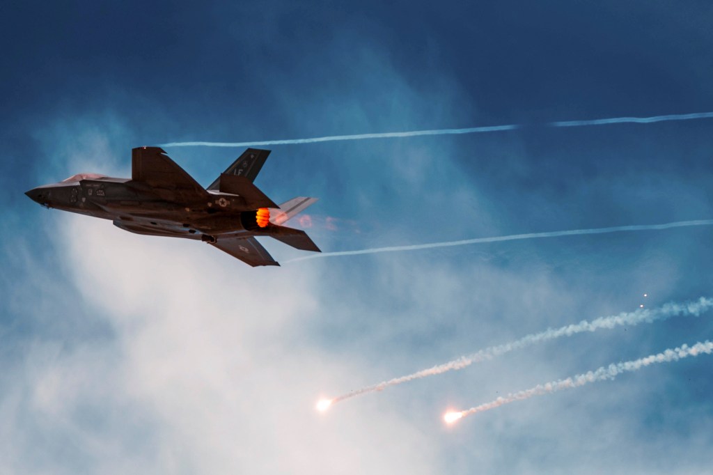 For F-35, Congress must heed history
