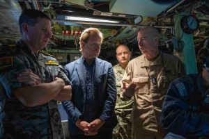 Enlisted Australian sailors trained to use US nuclear attack subs