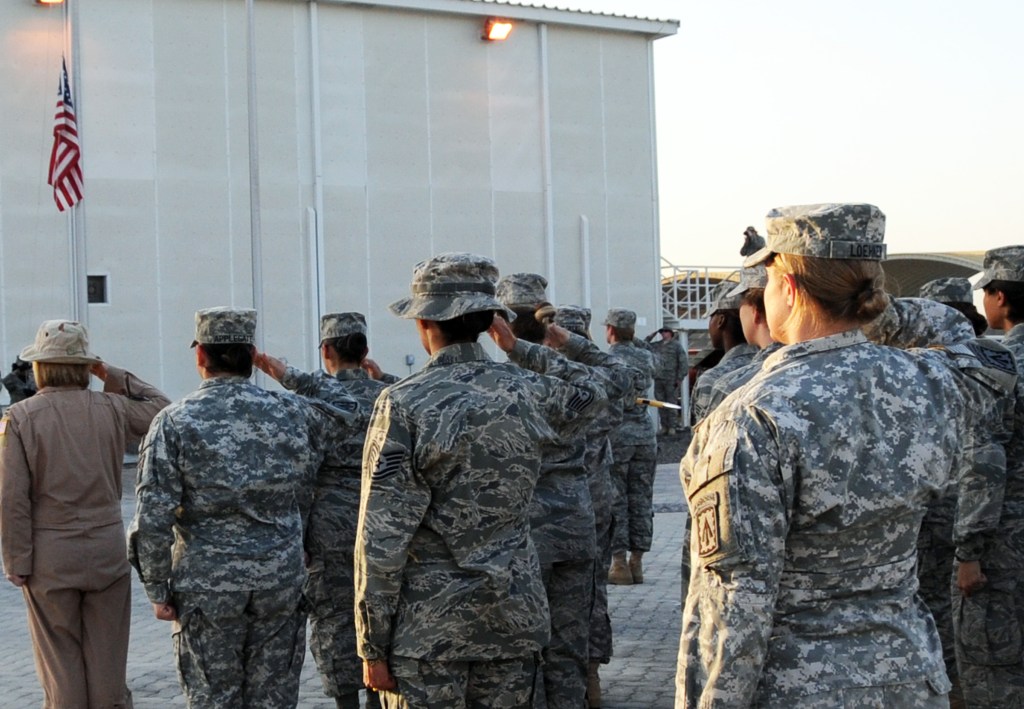 Mental health outreach efforts need more focus on women vets: report