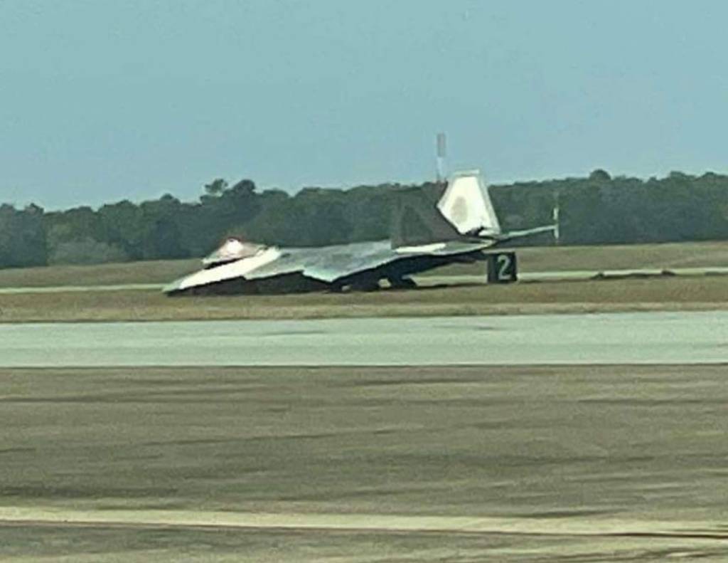 F-22 jet pilot OK after apparent landing gear collapse at Eglin