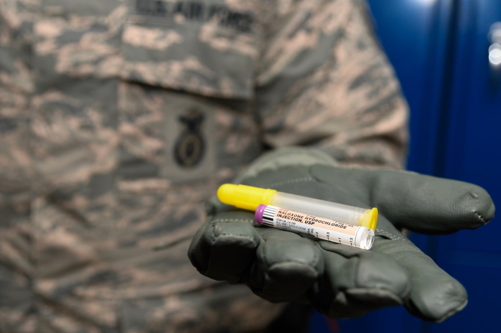 Combat troops at higher risk for opioid, heroin addiction, study says