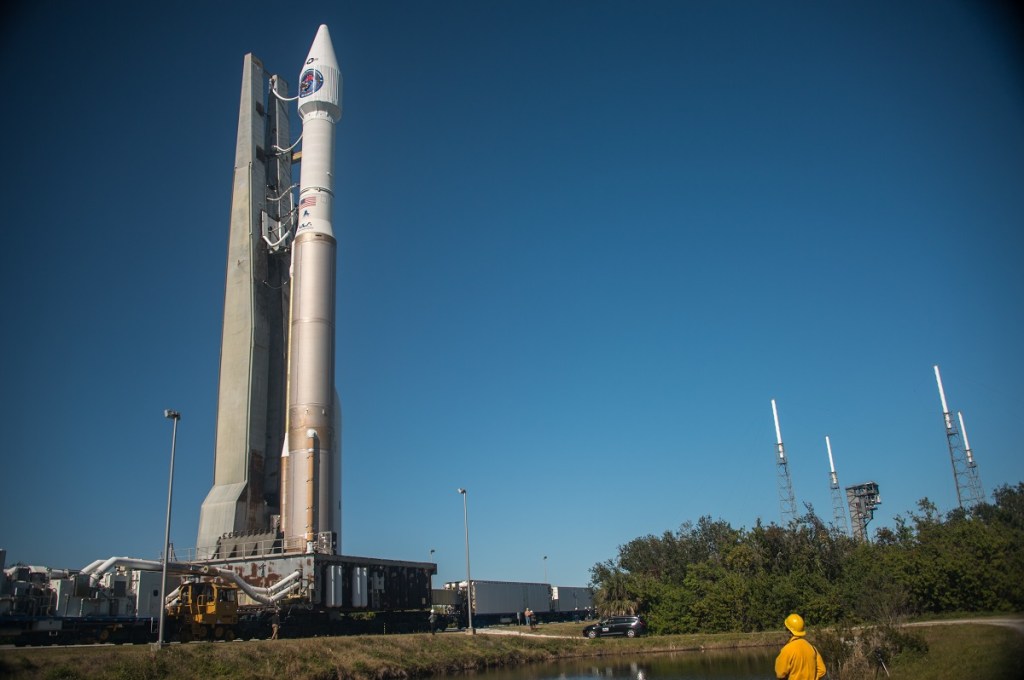 Air Force sets ambitious goal to procure next missile warning satellites in five years