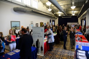 Spouses could more easily transfer professional licenses after PCS, under House plan