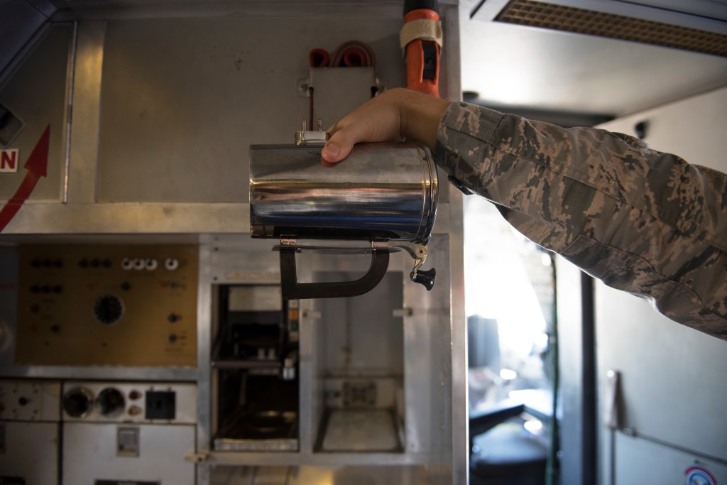 Battle over Air Force’s $1,300 coffee cups heats up