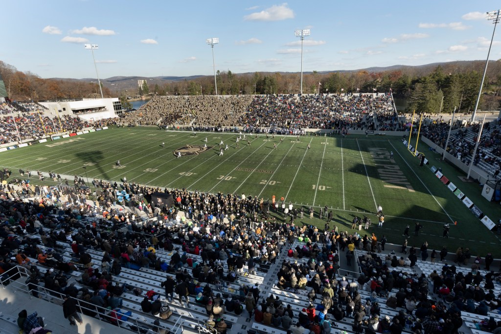 Army football alums make general more often than other officers — why?