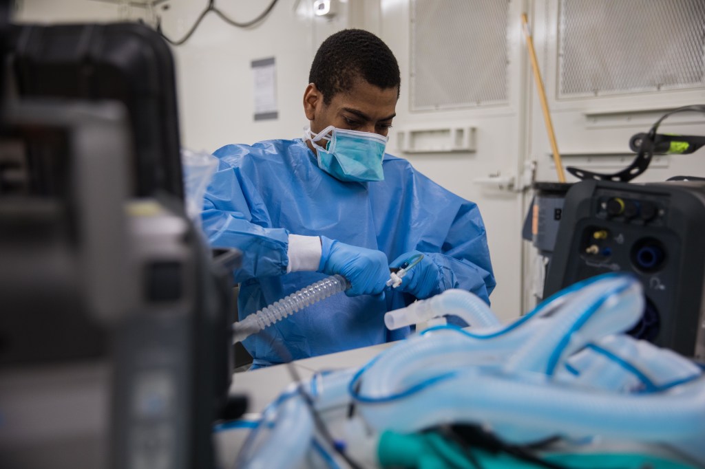 Army will pay for low-cost COVID-19 ventilator ideas