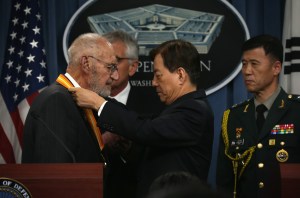 Wounded veteran who oversaw construction of Korean War memorial dies at 96