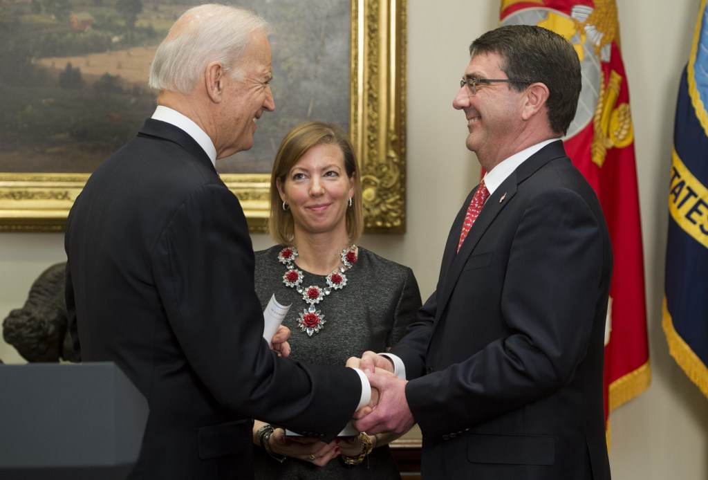 Carter takes over at Pentagon