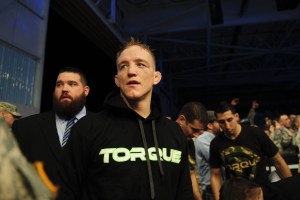 Active-duty soldier Colton Smith signs new MMA deal