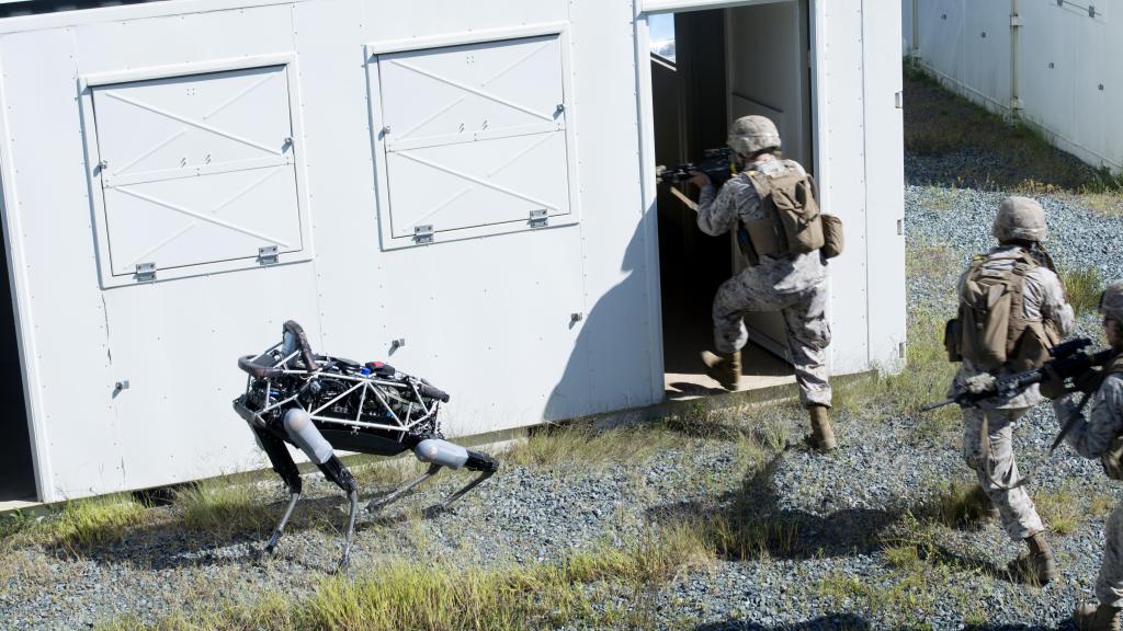 Marine exercise takes aim at emerging technologies