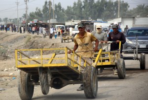 Islamic State maintains major supply route into Ramadi