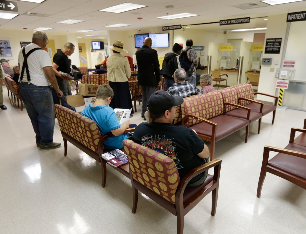 VA gives deadline to veterans who have applied for health care