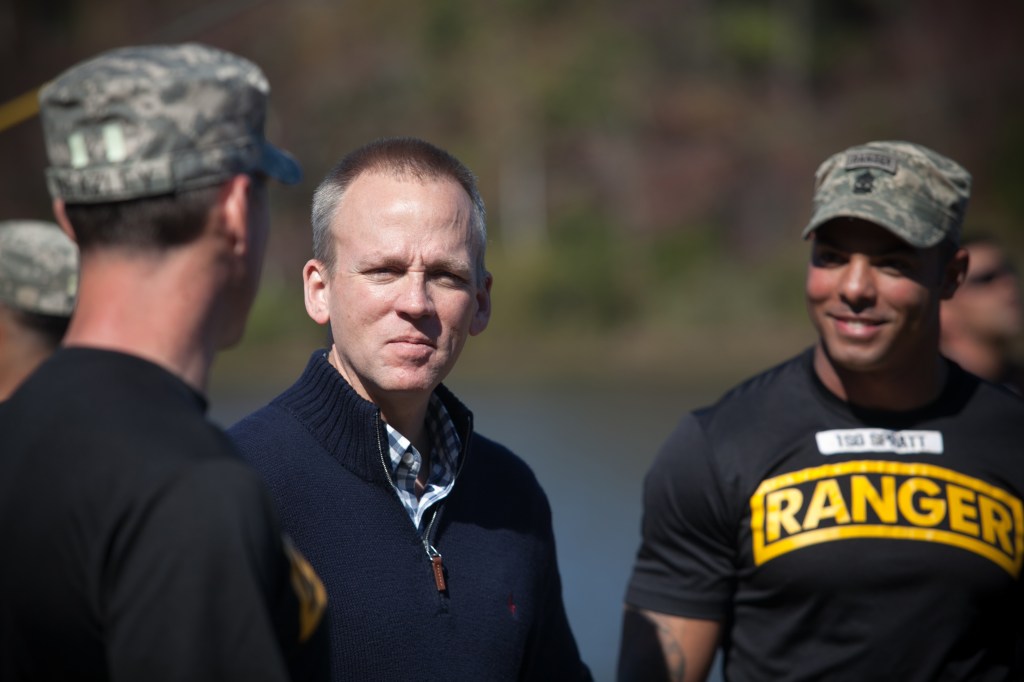 Pentagon’s top personnel official resigns