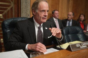 Slow the mileage put on federal purchase and travel cards, says Senate