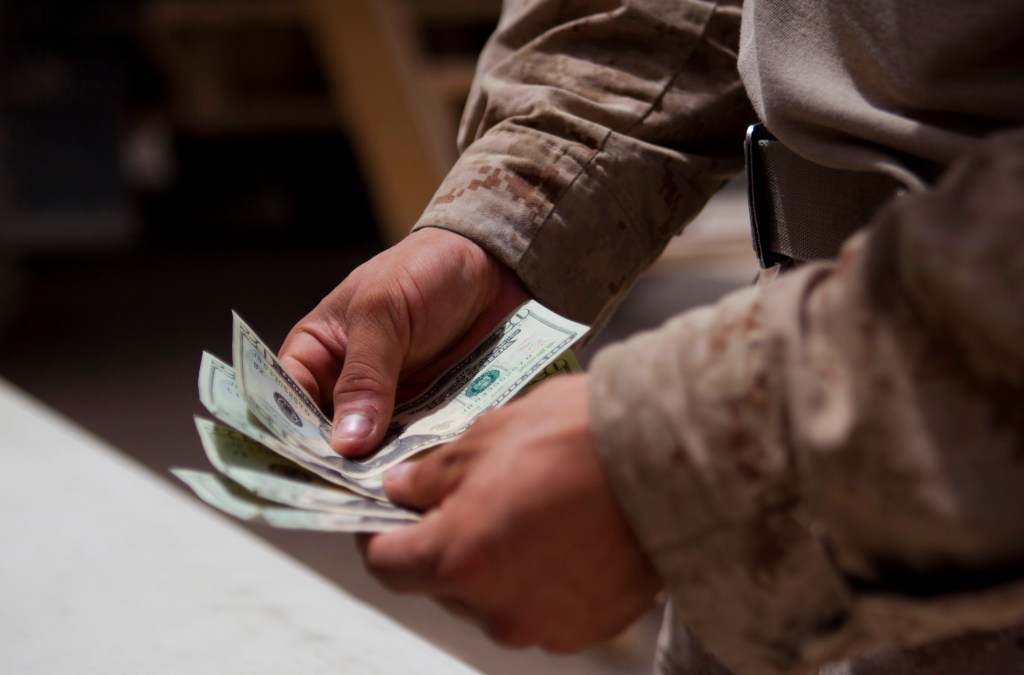 Research finds veterans earn more than non-veterans