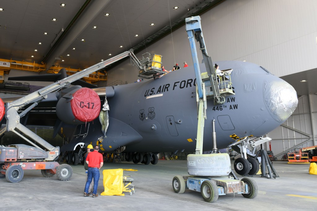 Air Force underestimating aircraft maintenance delays, GAO finds