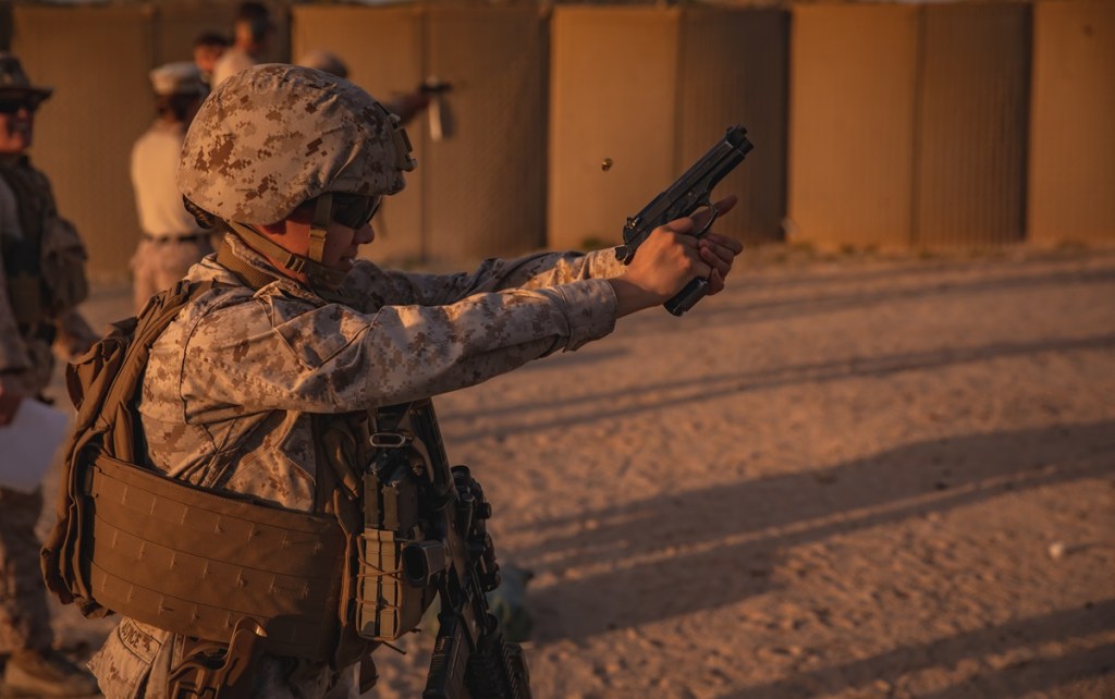 Few women are trying for elite special operations roles, new data shows