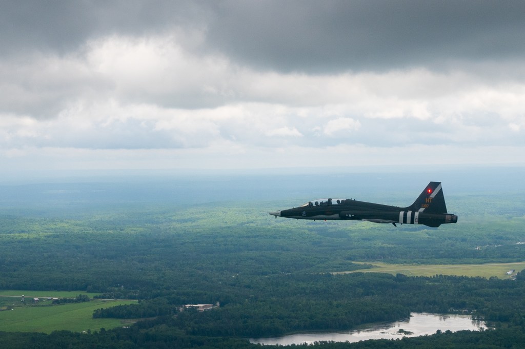 Red 6 lands contract to put augmented reality on a T-38 training jet