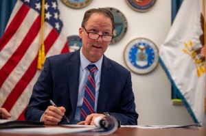 Find a way to retain cyber pros, Pentagon personnel guru says