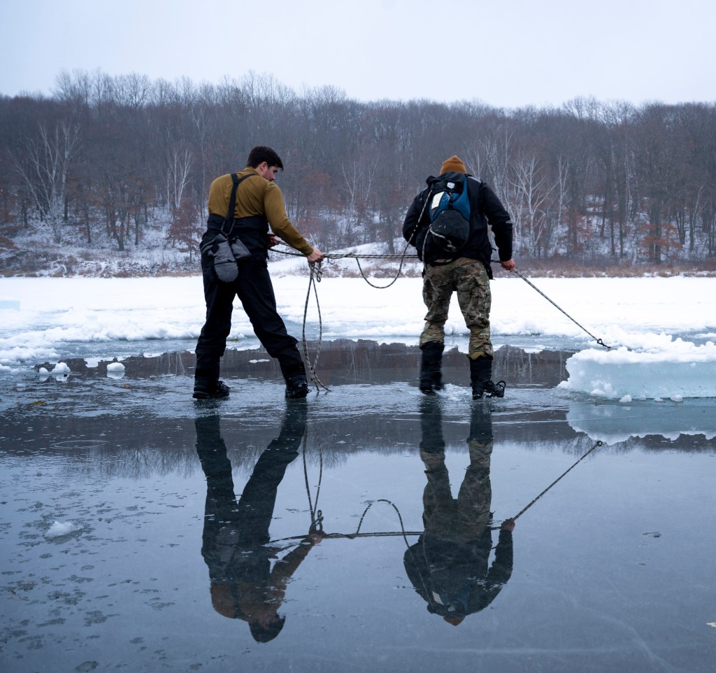 Brrr! Navy runs Arctic explosive ordnance disposal training exercise
