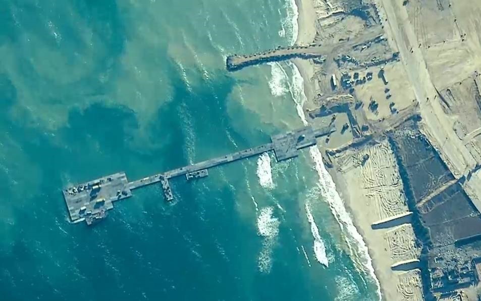 Military’s novel floating pier arrives in Gaza amid security concerns