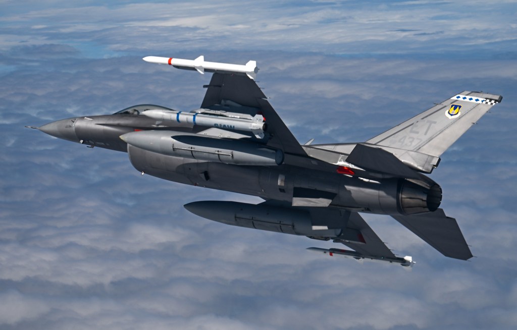 US Air Force seeks sources for Stand-in Attack Weapon compatible with F-47, B-21