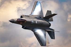 US Navy aviators seen piloting Air Force F-35A Lightning II