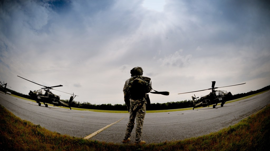 Army to kick off virtual reality pilot training program in April