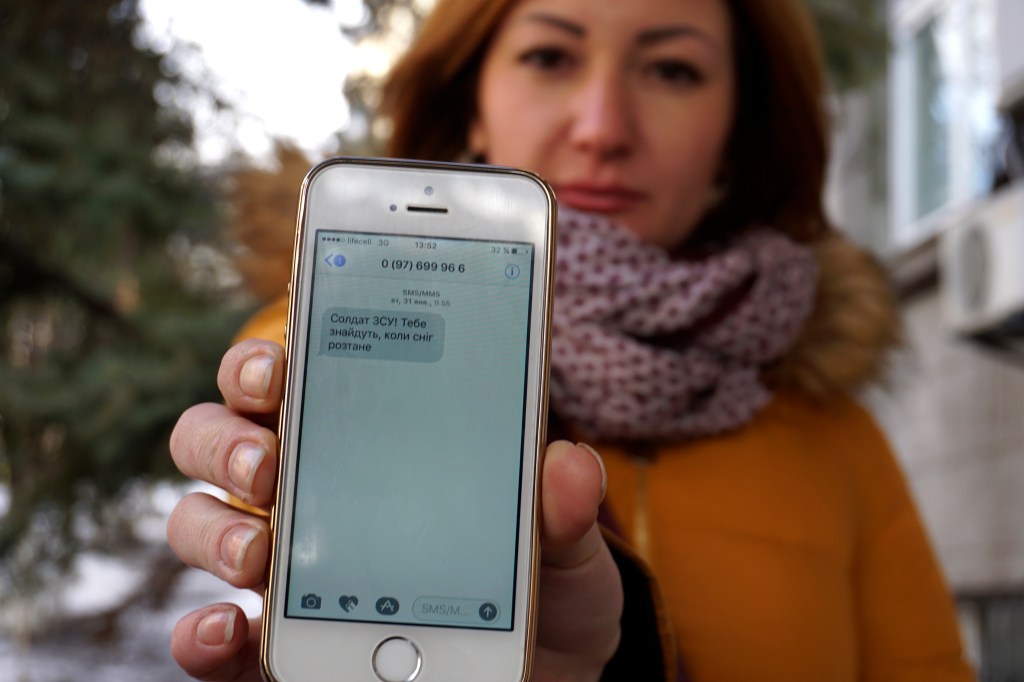 Sinister text messages reveal high-tech front in Ukraine war