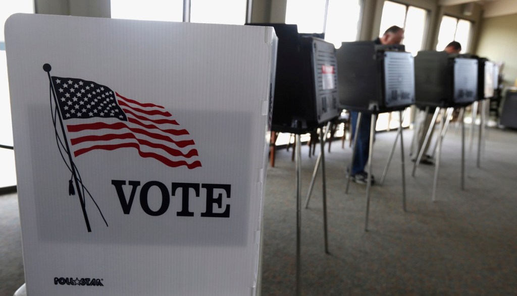Democratic senators fear for 2020 election security