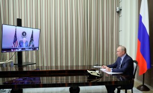 How to avoid disaster in Ukraine