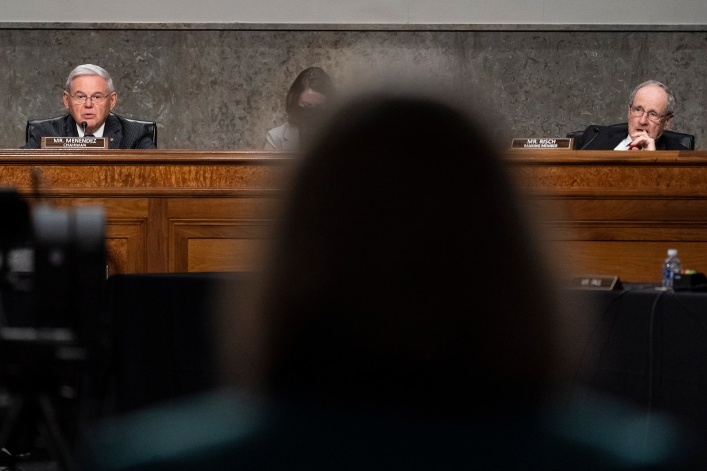 Frustrated lawmakers blast stalled transfer of European aircraft to Ukraine