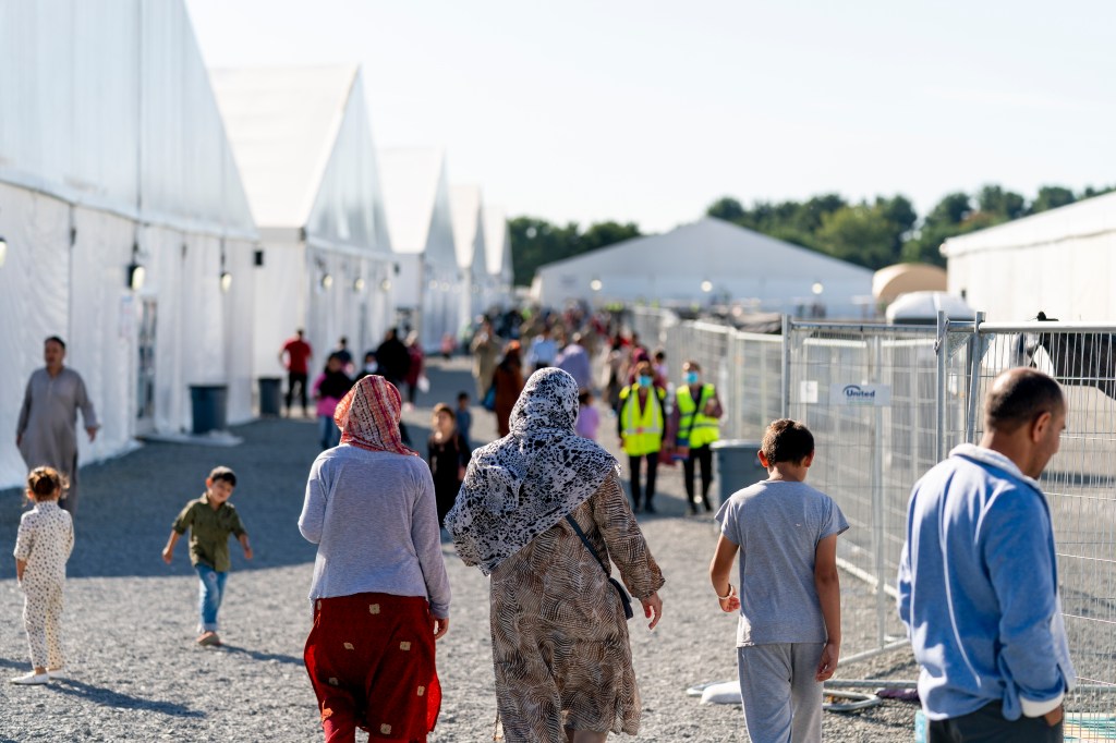 840,000 Afghans who applied for US resettlement program still waiting
