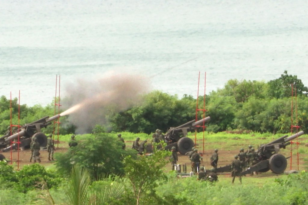 China drills show ambitions beyond island, Taiwan warns