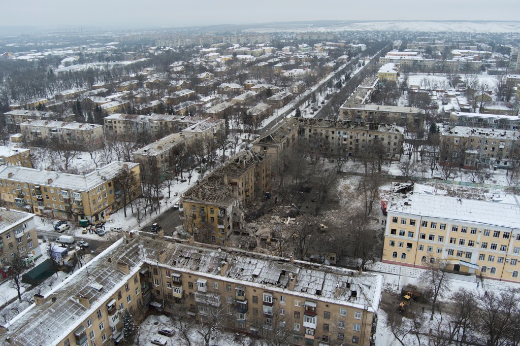 US to send Ukraine longer-range bombs in latest policy reversal