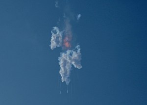 SpaceX giant rocket explodes minutes after launch from Texas