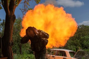 Ukraine keeps up pressure in Bakhmut after Russian victory declaration