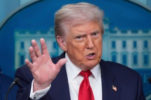 Trump deploys National Guard troops to DC