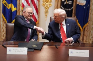 Trump backs US nuclear submarine deal for Australia