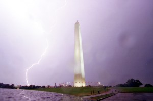 Federal employees in DC area sent home due to severe weather