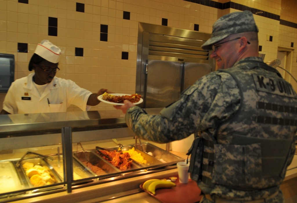 The Army trains for everything, but can it condition soldiers to eat well?